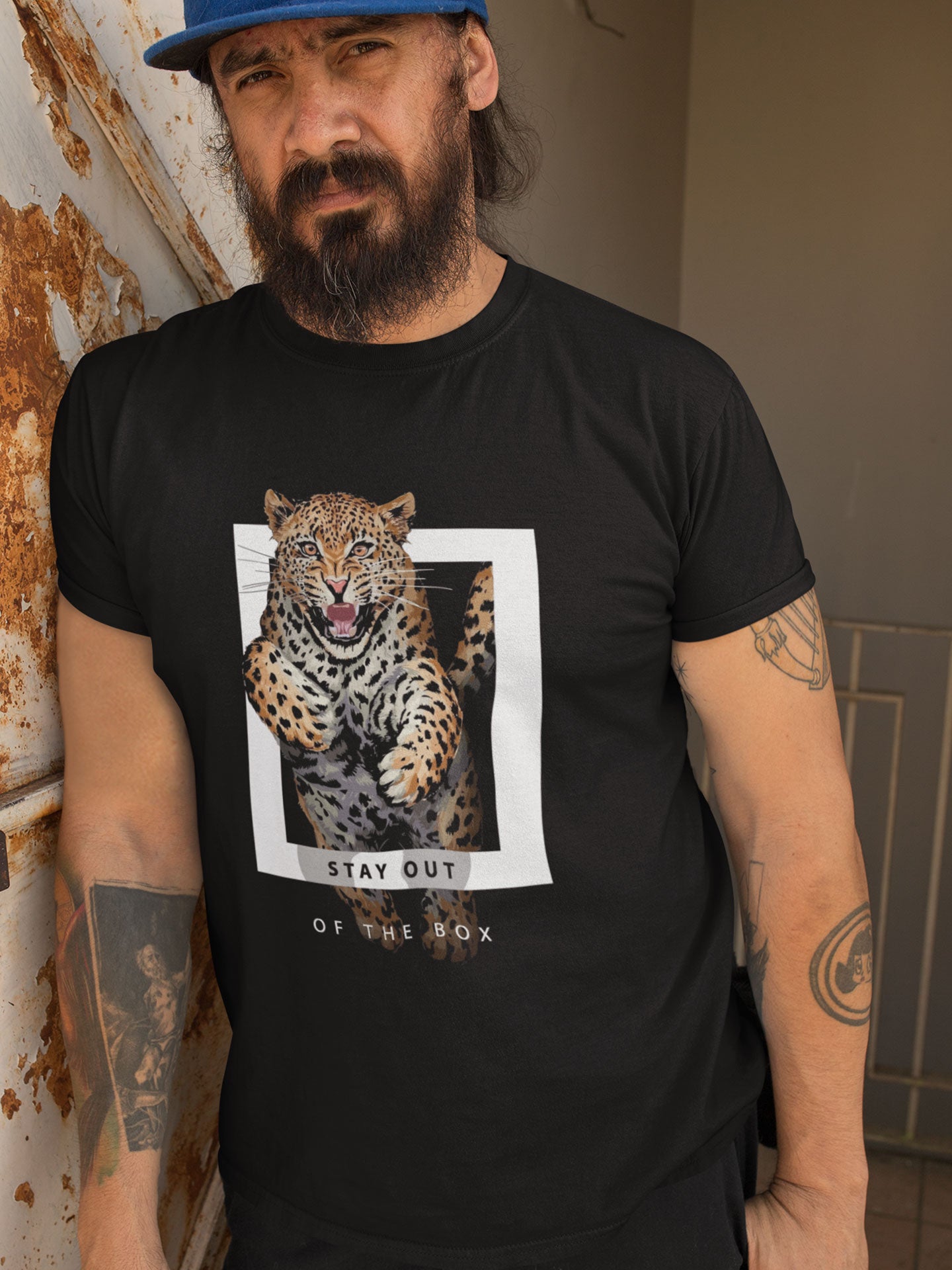 Men's Black Tiger Stay Out Of The Box Printed T-shirt